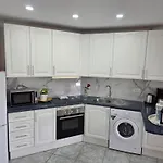 Mit Beheiztem Gemeinsamem Pool By Interhome *