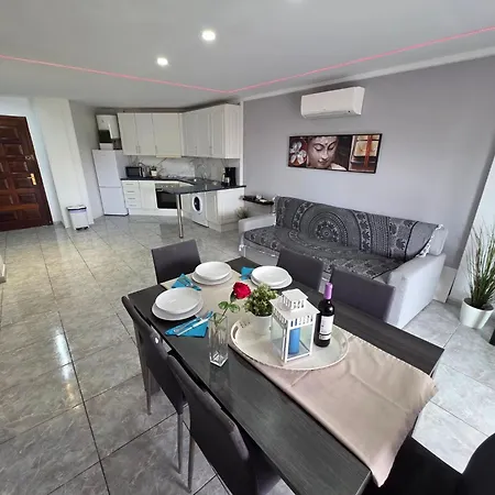 Mit Beheiztem Gemeinsamem Pool By Interhome *