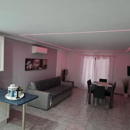 Mit Beheiztem Gemeinsamem Pool By Interhome Los Cristianos (Tenerife)