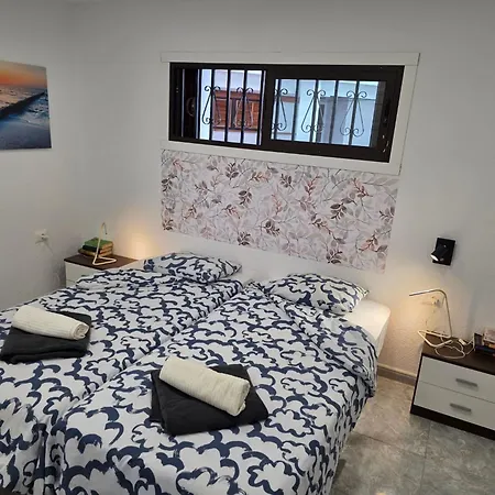 Mit Beheiztem Gemeinsamem Pool By Interhome Daire Los Cristianos (Tenerife)