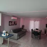 Mit Beheiztem Gemeinsamem Pool By Interhome Los Cristianos (Tenerife)