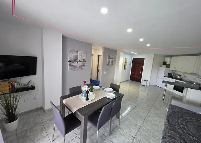 Apartment Mit Beheiztem Gemeinsamem Pool By Interhome Los Cristianos (Tenerife)